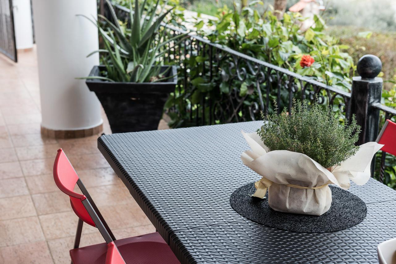 Zen Serenity Retreat With Great Outdoors, Pool & Parking Aptera Esterno foto